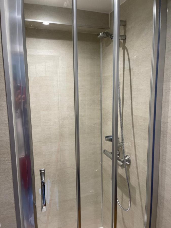 Studio DE STRANDLOPER met 1 zetelbed en 1 bedkast Appartement Middelkerke Buitenkant foto