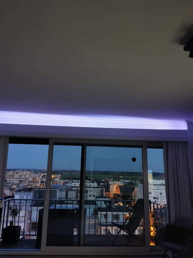 Studio DE STRANDLOPER met 1 zetelbed en 1 bedkast Appartement Middelkerke Buitenkant foto